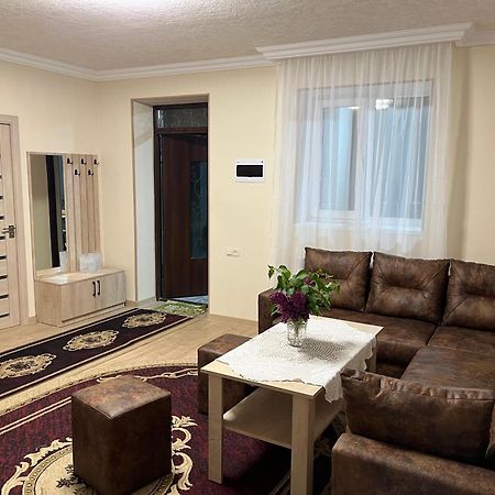 Inexpensive House Bed and Breakfast Βανατζόρ Εξωτερικό φωτογραφία