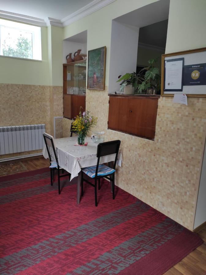 Inexpensive House Bed and Breakfast Βανατζόρ Εξωτερικό φωτογραφία