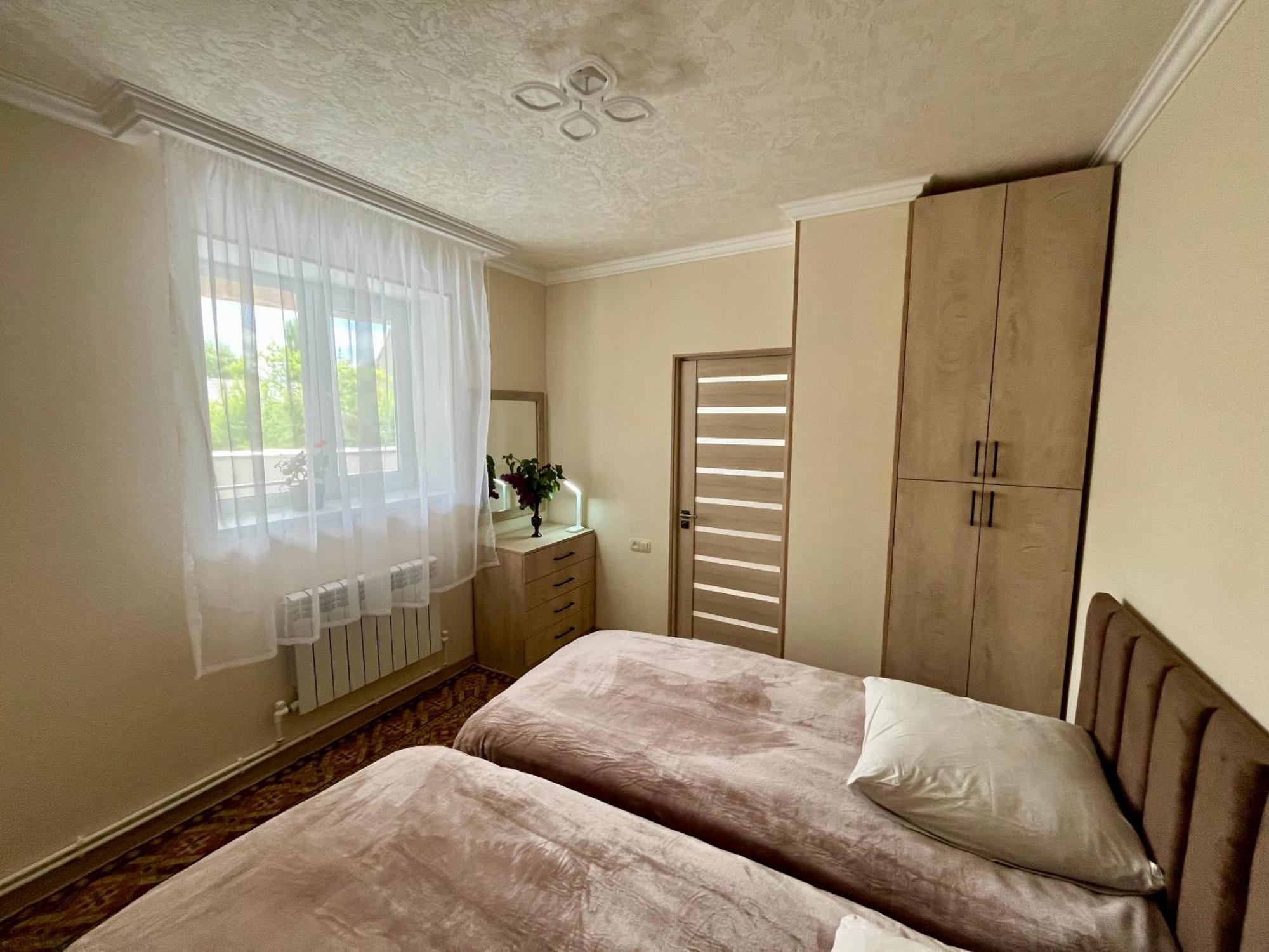 Inexpensive House Bed and Breakfast Βανατζόρ Εξωτερικό φωτογραφία