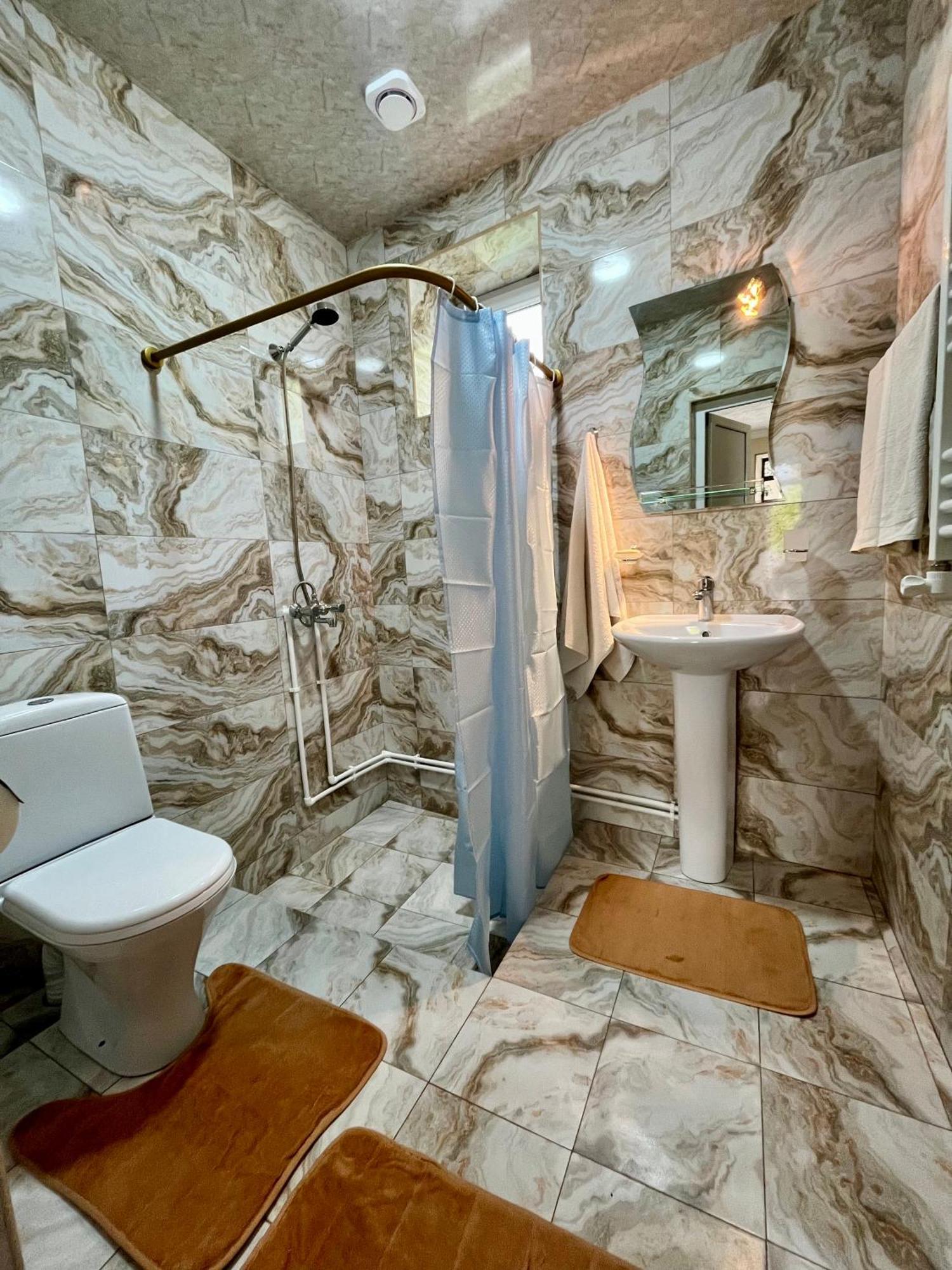 Inexpensive House Bed and Breakfast Βανατζόρ Εξωτερικό φωτογραφία